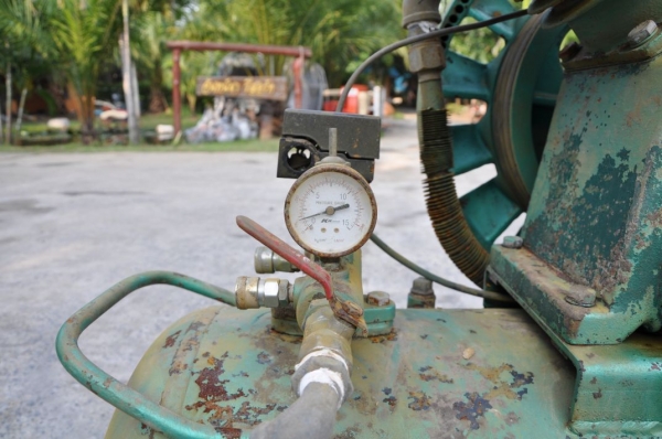 ขายปั้มลม BTC 300ลิตร นำเข้าญี่ปุ่นยังไม่เคยใช้งานในไทย 29,000เท่านั้น!!