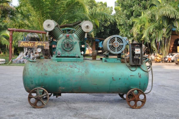 ขายปั้มลม BTC 300ลิตร นำเข้าญี่ปุ่นยังไม่เคยใช้งานในไทย 29,000เท่านั้น!!