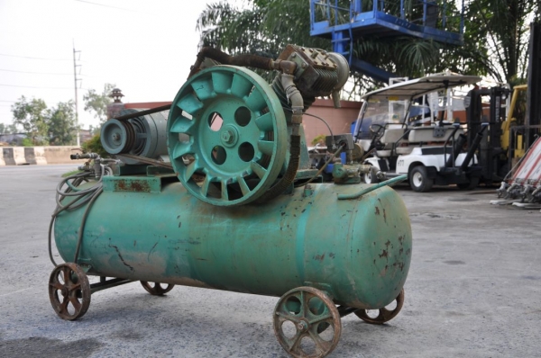 ขายปั้มลม BTC 300ลิตร นำเข้าญี่ปุ่นยังไม่เคยใช้งานในไทย 29,000เท่านั้น!!