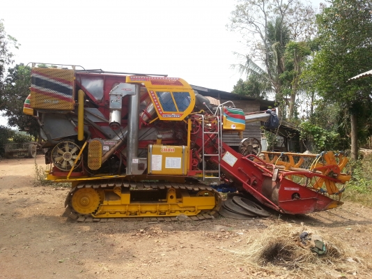 ขายรถเกี่ยวข้าวเกษตรพัฒนา จ้าวช้างไวไฟปี 49 พร้อม10ล้อเทรนเลอร์ 2เพลา Hino kt 725 ขายรถเกี่ยวข้าวเกษตรพัฒนา จ้าวช้างไวไฟปี 49 พร้อม10ล้อเทรนเลอร์ 2เพลา Hino kt 725