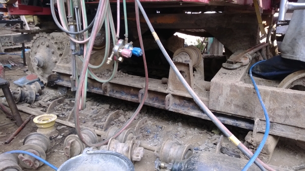 ขายรถเกี่ยวข้าวเกษตรพัฒนา จ้าวช้างไวไฟปี 49 พร้อม10ล้อเทรนเลอร์ 2เพลา Hino kt 725 ขายรถเกี่ยวข้าวเกษตรพัฒนา จ้าวช้างไวไฟปี 49 พร้อม10ล้อเทรนเลอร์ 2เพลา Hino kt 725