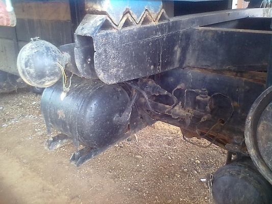 -ขาย10ล้อ2เพลาดั้ม อิซูชุ ร็อกกี้FXZ 240สภาพเดิมๆๆค่ะ