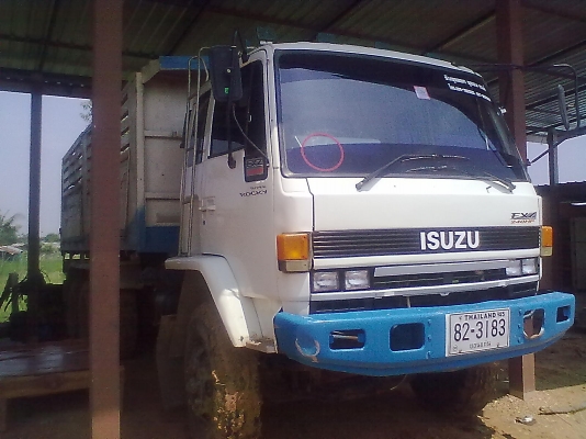 -ขาย10ล้อ2เพลาดั้ม อิซูชุ ร็อกกี้FXZ 240สภาพเดิมๆๆค่ะ