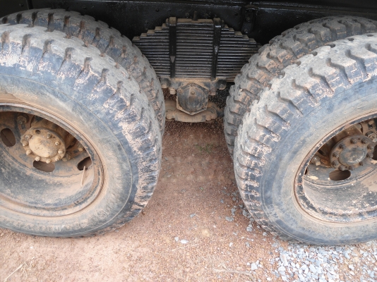 ขายด่วนสิบล้อสองเพลาดั้ม HINO FM17 เครื่อง EH700 168แรงสภาพพร้อมใช้สุดๆเลย รีบจอง โทร 0801515451 0811838154