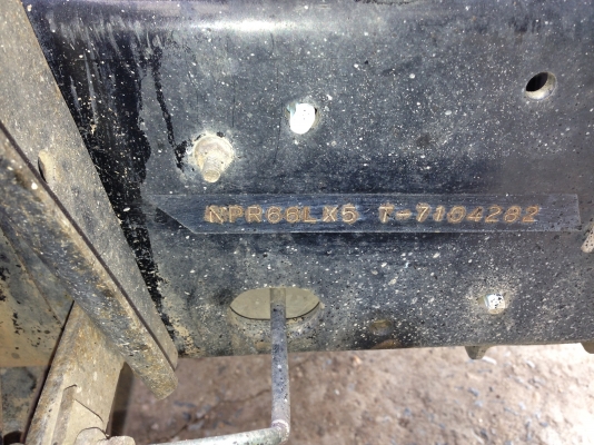 ขาย รถ 6 ล้อ isuzu NPR 120 แรง