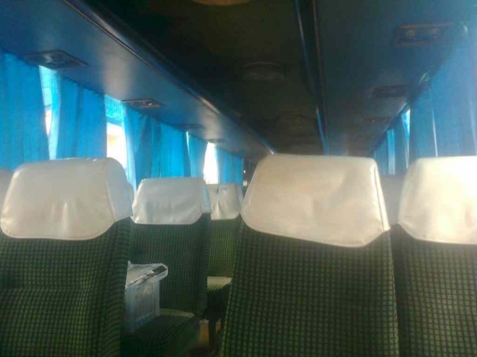 ขายรถบัสแอร์ชั้นครึ่ง HINO 185 แรงม้า 32 ที่นั่ง เครื่องอยู่ท้าย ราคา 500000