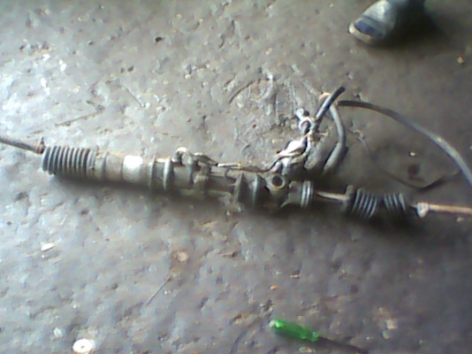 ขายอะไหล่บอดี้และเครื่องยนต์ของโตโยต้า หน้าแหลม