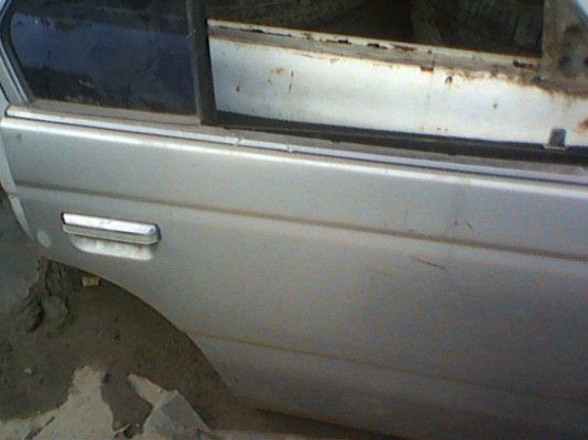 ขายอะไหล่บอดี้และเครื่องยนต์ของโตโยต้า หน้าแหลม