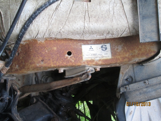 MITSUBISHI-FN-2126-M6-260แรง-2เพลาปี49มี2คัน---