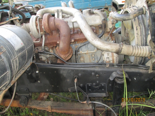 MITSUBISHI-FN-2126-M6-260แรง-2เพลาปี49มี2คัน---