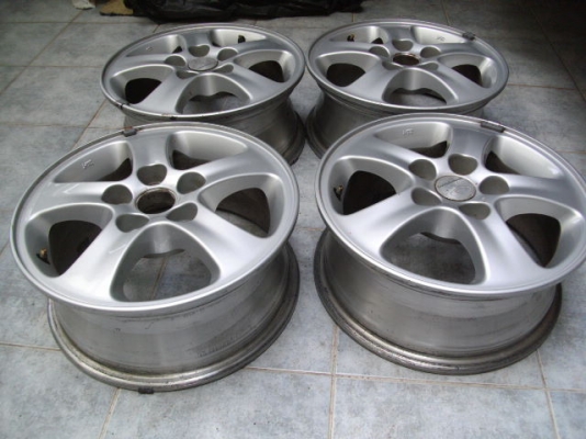 ขายล้อแมกซ์ 5 รู JRD 15 นิ้ว สภาพดี