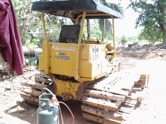 ขายแทรกเตอร์KOMATSU   D 2 OPLซุปเปอร์รถสวยมากแผ่นแทรก70ราคาเปิด250000