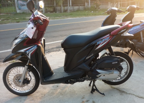 ฮอนด้าคลิก 125i รถเดิมเครื่องดี 31500 บาท ฮอนด้าคลิก 125i รถเดิมเครื่องดี 31500 บาท