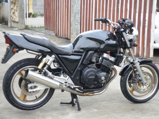 วุมินนบุรี ช็อป CB400sf สภาพสวยๆเครื่องดีมากๆเดินเบานิ่งๆรถพร้อมใช้ยางสวยๆอินวอย