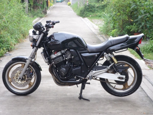 วุมินนบุรี ช็อป CB400sf สภาพสวยๆเครื่องดีมากๆเดินเบานิ่งๆรถพร้อมใช้ยางสวยๆอินวอย