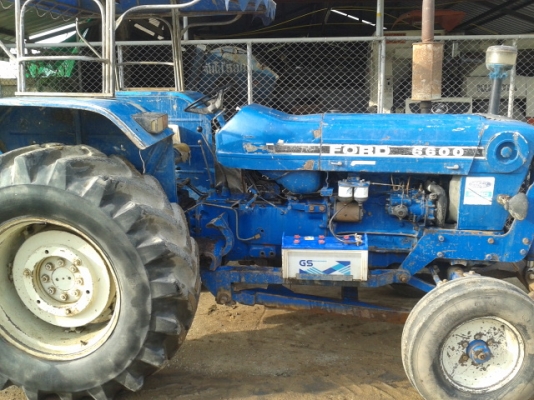 ขายรถไถFord 6600 T3 ทะเบียนพร้อมโอน