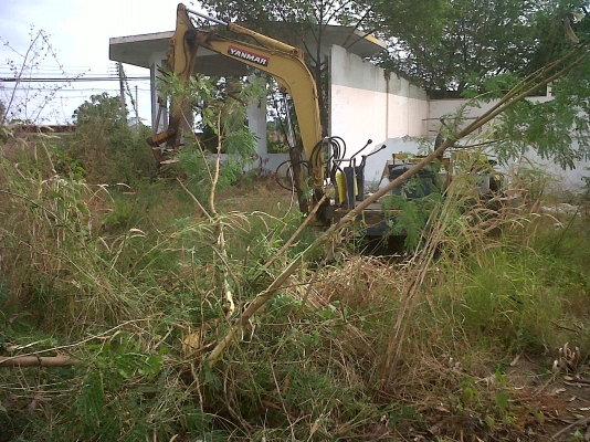 ขายรถแบคโฮเล็ก PC30 ยันม้า ตามสภาพคับ เครื่องติด จำนวน 3 สูบ เทอร์โบ