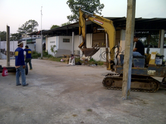 ขายรถแบคโฮเล็ก PC30 ยันม้า ตามสภาพคับ เครื่องติด จำนวน 3 สูบ เทอร์โบ