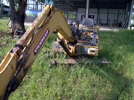 ขายรถแบคโฮเล็ก PC30 ยันม้า ตามสภาพคับ เครื่องติด จำนวน 3 สูบ เทอร์โบ