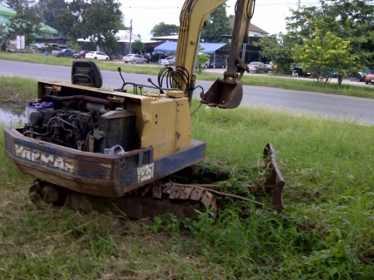 ขายรถแบคโฮเล็ก PC30 ยันม้า ตามสภาพคับ เครื่องติด จำนวน 3 สูบ เทอร์โบ