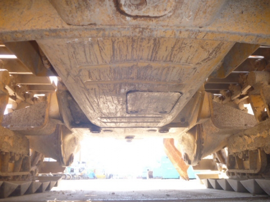 ขายด่วน รถแทรคเตอร์ตีนตะขาบ D20P-5  ใบมีดสไล์ 6 ทิศทาง นำเข้าจากญี่ปุ่น ยังไม่ใช้งานในไทย สภาพสวย ใช้งานมาน้อยแค่ 2000  กว่า ชม. เดิม ๆๆสวยจริงๆๆนะ