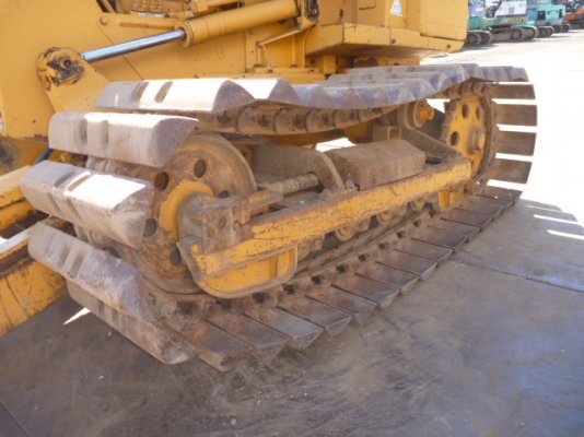 ขายด่วน รถแทรคเตอร์ตีนตะขาบ D20P-5  ใบมีดสไล์ 6 ทิศทาง นำเข้าจากญี่ปุ่น ยังไม่ใช้งานในไทย สภาพสวย ใช้งานมาน้อยแค่ 2000  กว่า ชม. เดิม ๆๆสวยจริงๆๆนะ