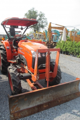 มาแล้ว KUBOTA L4708 คุณภาพเยี่ยม รถไร่ แห้งสุดๆ พร้อมผาน ตราช้างเอาไปเลย มาแล้ว KUBOTA L4708 คุณภาพเยี่ยม รถไร่ แห้งสุดๆ พร้อมผาน ตราช้างเอาไปเลย