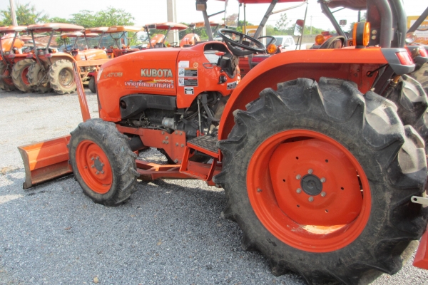 มาแล้ว KUBOTA L4708 คุณภาพเยี่ยม รถไร่ แห้งสุดๆ พร้อมผาน ตราช้างเอาไปเลย มาแล้ว KUBOTA L4708 คุณภาพเยี่ยม รถไร่ แห้งสุดๆ พร้อมผาน ตราช้างเอาไปเลย