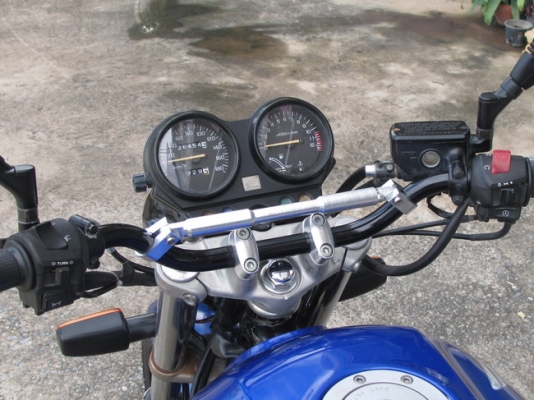 บรีส ไบค์ ช็อป นครสวรรค์ -HONDA SF400 VTEC นักเรียน ปี2000 บรีส ไบค์ ช็อป นครสวรรค์ -HONDA SF400 VTEC นักเรียน ปี2000