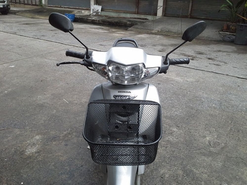 wave 110 ปี 45 สีเทา รถบ้าน เดิมๆ เครื่องแน่นไม่หลวม ชุดสีสวย เอกสาร ชุดโอนครบ