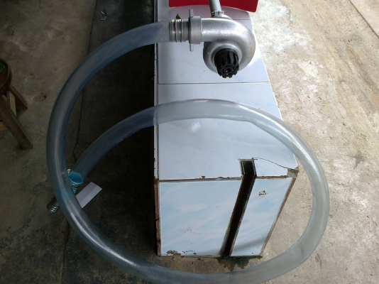 ปั้มน้ำใส่เครื่องตัดหญ้า