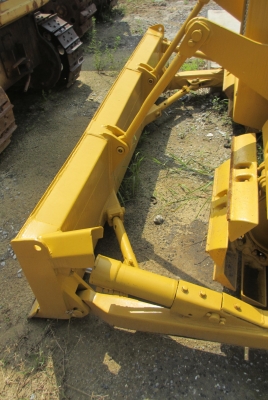 KOMATSU 21P เก่านอก ปั็มแรง สภาพพร้อมใช้ สุดๆเอาไปแบ่งกันใช้ได้เลยครับ KOMATSU 21P เก่านอก ปั็มแรง สภาพพร้อมใช้ สุดๆเอาไปแบ่งกันใช้ได้เลยครับ