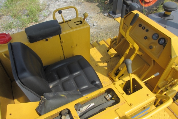 KOMATSU 21P เก่านอก ปั็มแรง สภาพพร้อมใช้ สุดๆเอาไปแบ่งกันใช้ได้เลยครับ KOMATSU 21P เก่านอก ปั็มแรง สภาพพร้อมใช้ สุดๆเอาไปแบ่งกันใช้ได้เลยครับ