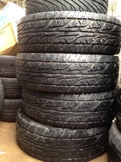 ขายยางDunlop Grantreak ตัวสือขาว 285-75-16 ดอกเป็นกำแพง 1ชุด ถูกๆครับ