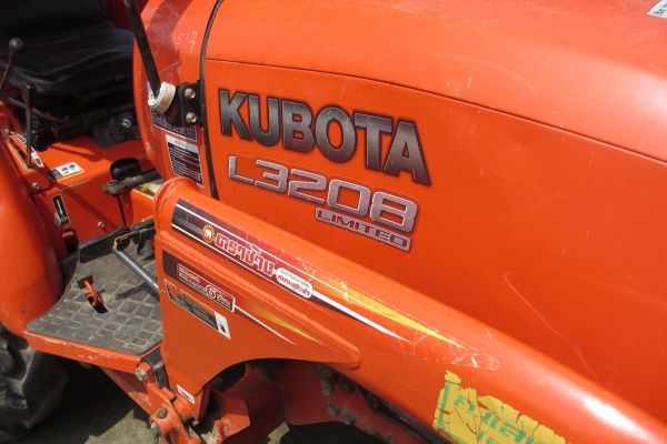 มาแล้ว แทรกเตอร์ และรถเกี่ยวคูโบต้า มือสองที่ใหญ่ที่สุดในภาคกลาง สนใจโทรสอบถามได้ที่น้องร็อคครับ มาแล้ว แทรกเตอร์ และรถเกี่ยวคูโบต้า มือสองที่ใหญ่ที่สุดในภาคกลาง สนใจโทรสอบถามได้ที่น้องร็อคครับ