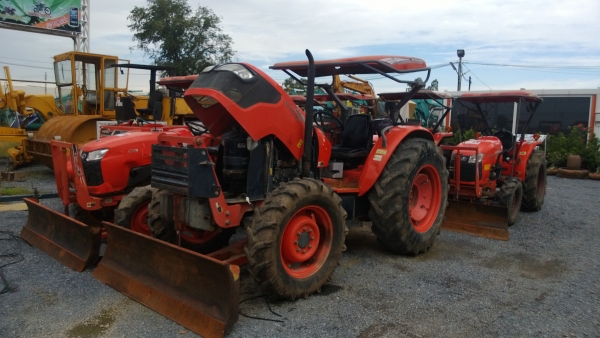 มาแล้ว แทรกเตอร์ และรถเกี่ยวคูโบต้า มือสองที่ใหญ่ที่สุดในภาคกลาง สนใจโทรสอบถามได้ที่น้องร็อคครับ มาแล้ว แทรกเตอร์ และรถเกี่ยวคูโบต้า มือสองที่ใหญ่ที่สุดในภาคกลาง สนใจโทรสอบถามได้ที่น้องร็อคครับ