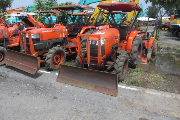 มาแล้ว แทรกเตอร์ และรถเกี่ยวคูโบต้า มือสองที่ใหญ่ที่สุดในภาคกลาง สนใจโทรสอบถามได้ที่น้องร็อคครับ มาแล้ว แทรกเตอร์ และรถเกี่ยวคูโบต้า มือสองที่ใหญ่ที่สุดในภาคกลาง สนใจโทรสอบถามได้ที่น้องร็อคครับ