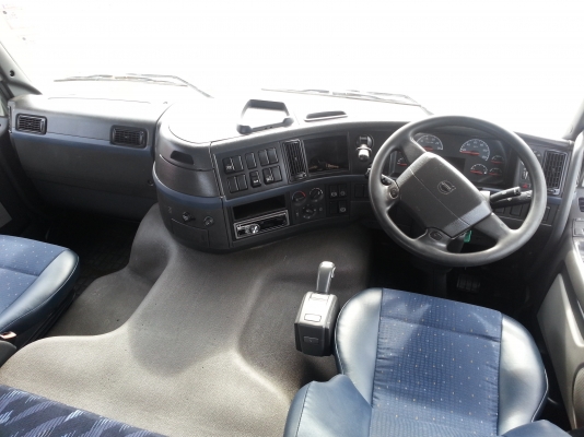 ++ขายหัวลาก VOLVO FM13 เครื่อง D13A 400 แรงม้า สภาพดี สวยจัด++