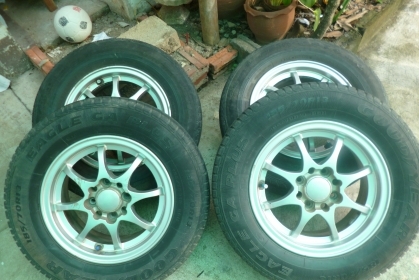 ขายแม๊กขอบ 13 นิ้ว พร้อมยาง 185/70/13