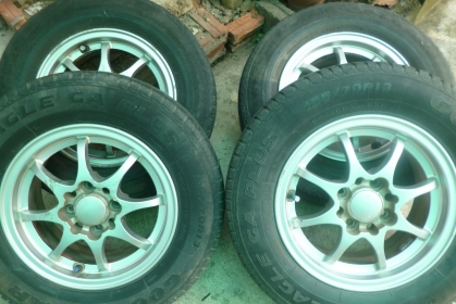 ขายแม๊กขอบ 13 นิ้ว พร้อมยาง 185/70/13