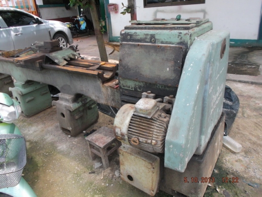 ขายเครื่องกลึงขนาด 12 ฟุต ตามสภาพ