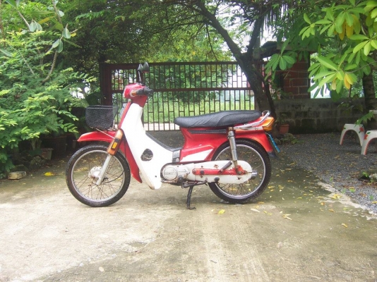 ดรีมคุรุสภาสีแดง สภาพดีมาก สวยๆ รถเดิมๆ