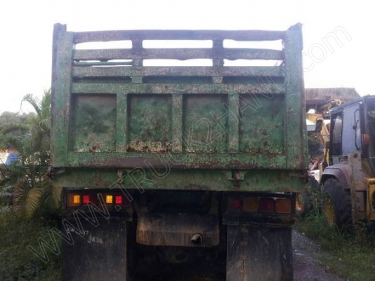 รถบรรทุกดั๊ม 10 ล้อ 2 เพลายี่ห้อ MITSUBISHI รุ่น FM527M รถบรรทุกดั๊ม 10 ล้อ 2 เพลายี่ห้อ MITSUBISHI รุ่น FM527M