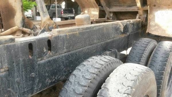 รถบรรทุกดั๊ม 10 ล้อ 2 เพลายี่ห้อ MITSUBISHI รุ่น FM527M รถบรรทุกดั๊ม 10 ล้อ 2 เพลายี่ห้อ MITSUBISHI รุ่น FM527M