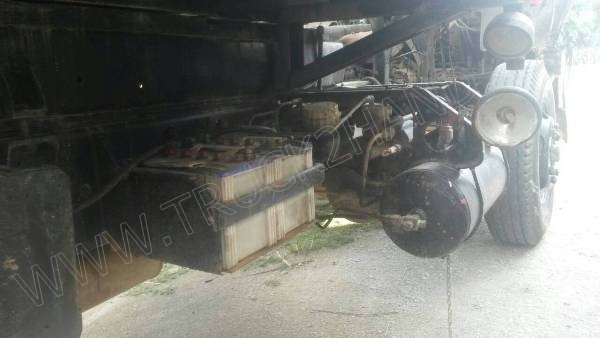 รถบรรทุกดั๊ม 10 ล้อ 2 เพลายี่ห้อ MITSUBISHI รุ่น FM527M รถบรรทุกดั๊ม 10 ล้อ 2 เพลายี่ห้อ MITSUBISHI รุ่น FM527M