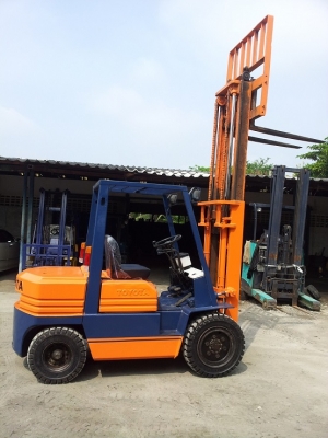 FORKLIFT TOYOTA  5FD30  3 ตัน ดีเซล เกียร์อัตโนมัติ ยกสูง 3.0 mm. งาสไลดฺ
