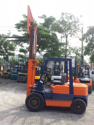 FORKLIFT TOYOTA  5FD30  3 ตัน ดีเซล เกียร์อัตโนมัติ ยกสูง 3.0 mm. งาสไลดฺ