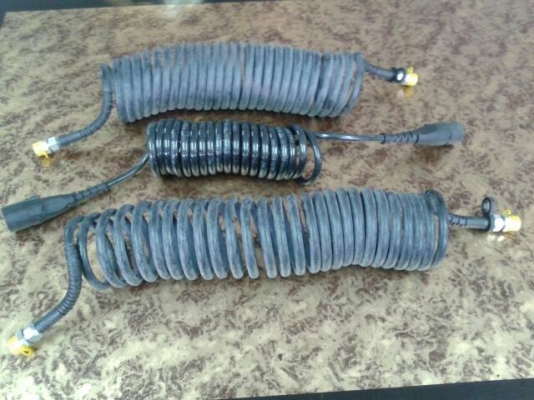 ขาบสายลมหัวลาก ของแท้ ติดรถ อีซุซุ ยกชุด มีจำนวน 10 ชุดเท่านั้น ขาบสายลมหัวลาก ของแท้ ติดรถ อีซุซุ ยกชุด มีจำนวน 10 ชุดเท่านั้น