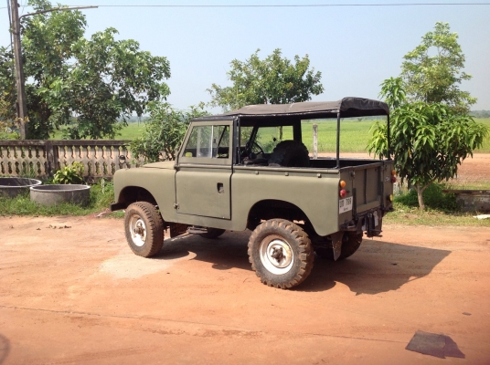LAND ROVER ปี2510 เครื่องอีซูซุึ 74 ลงเล่ม เกียร์โฟใช้ได้ครับ ภาษีเต็ม LAND ROVER ปี2510 เครื่องอีซูซุึ 74 ลงเล่ม เกียร์โฟใช้ได้ครับ ภาษีเต็ม