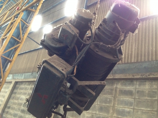 ขายรอกสลิง ไฟฟ้า mitsubishi 1 ตัน พร้อมตัววิ่ง สภาพสวยพร้อมใช้งาน